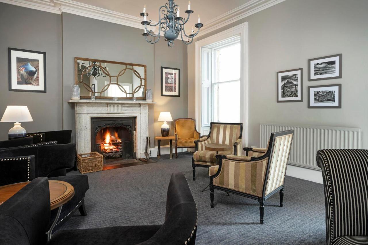 The Victoria Hotel Bamburgh Kültér fotó